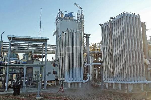 small-scale lng liquefaction