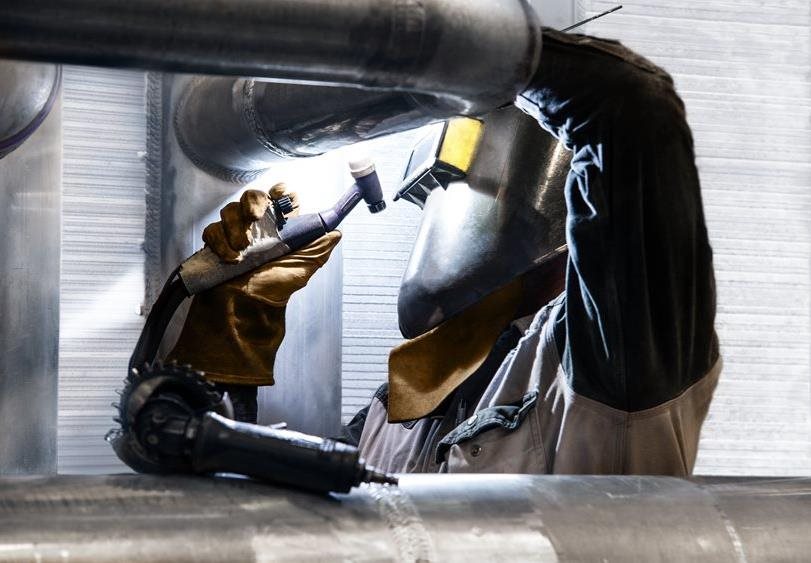 Bechtel and Woodside Place LNG Order to Chart 